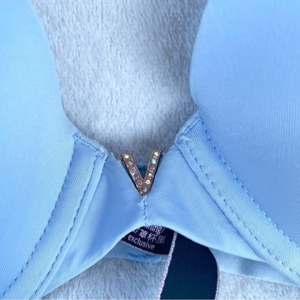 Victoria's Secret V-Hardware Push-Up Bra Women 32C Blue - Picture 2 of 7